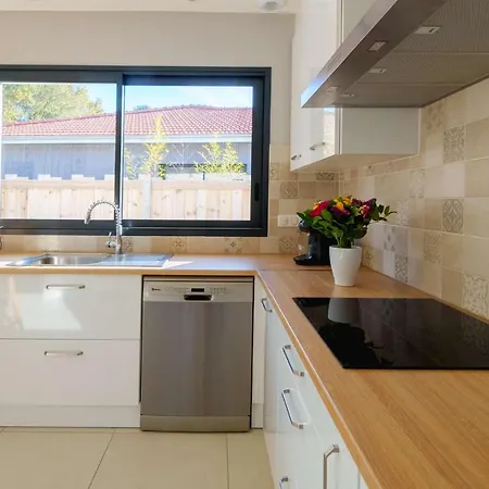 Bourg Avec Jardin Classé 2 étoiles Pour 6 Personnes *